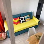 Daire Party Coast For Young Travelers *