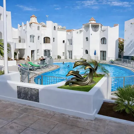 Party Coast For Young Travelers Daire